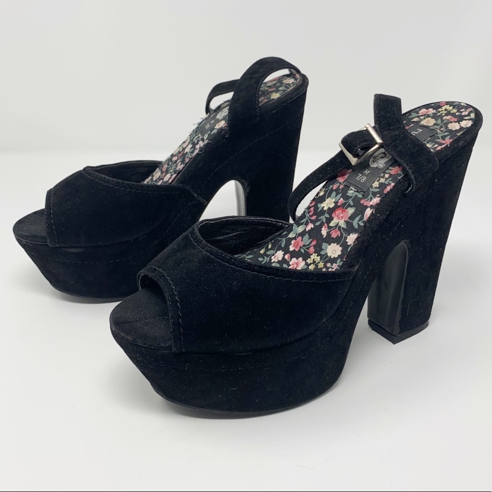 RUE21 Open Toed Platform Ankle Strap Heels